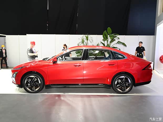 上汽通用五菱 五菱星光 2024款 共创版 510 进阶型 上汽通用五菱 五菱星光 2024款 共创版 510 进阶型