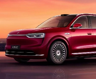 全新问界M7大定突破10万台：上市仅上市72天，27.98万元起