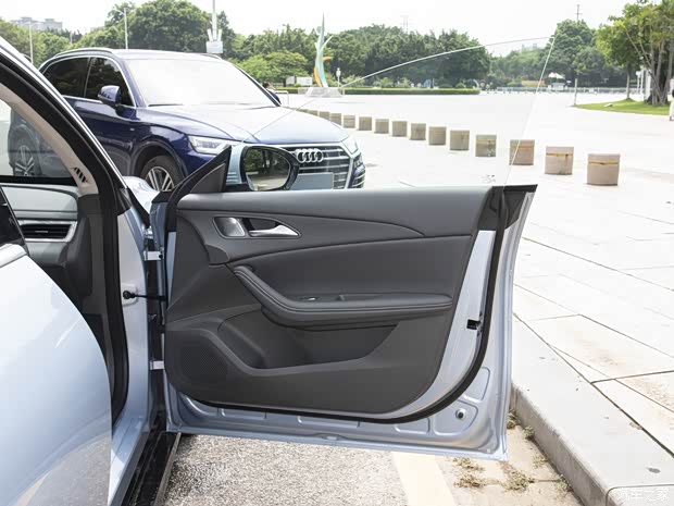 东风风行 星海S7 2024款 555km 悦享版 东风风行 星海S7 2024款 555km 悦享版