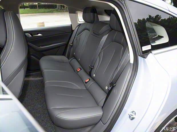 东风风行 星海S7 2024款 555km 悦享版 东风风行 星海S7 2024款 555km 悦享版