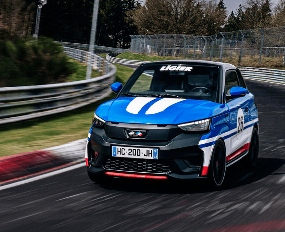 自嘲创纽北最慢记录：法国Ligier四轮微车JS50用时28分25.8秒