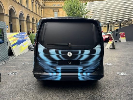 奔驰VLE最新预告图发布 将于明年上半年发布