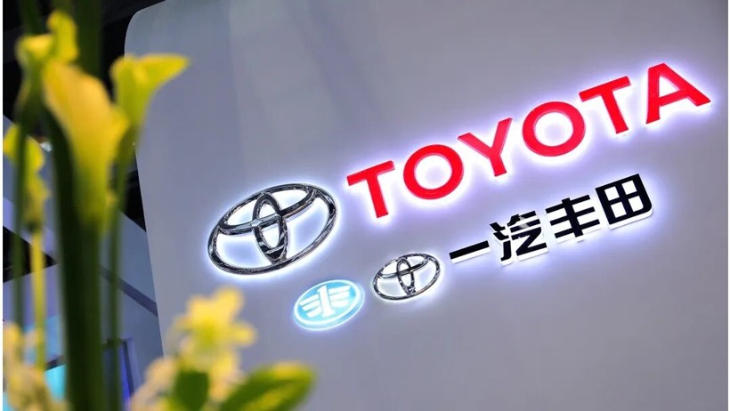 一代神车卡罗拉：从月销3万辆到不过万辆，从以油混为傲到9.9万元直销价