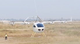 一汽红旗天辇1号飞行汽车原型机完成有保护首飞