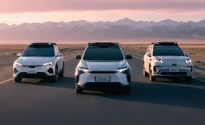 智能驾驶的狂飙、洗牌与突围 | 看见2025