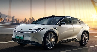 破局与分化：2025合资车十大面孔 | 看见2025