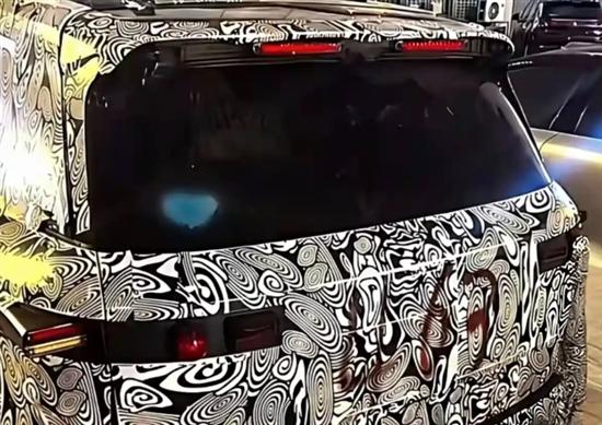 或定位中大型SUV 领克800谍照曝光